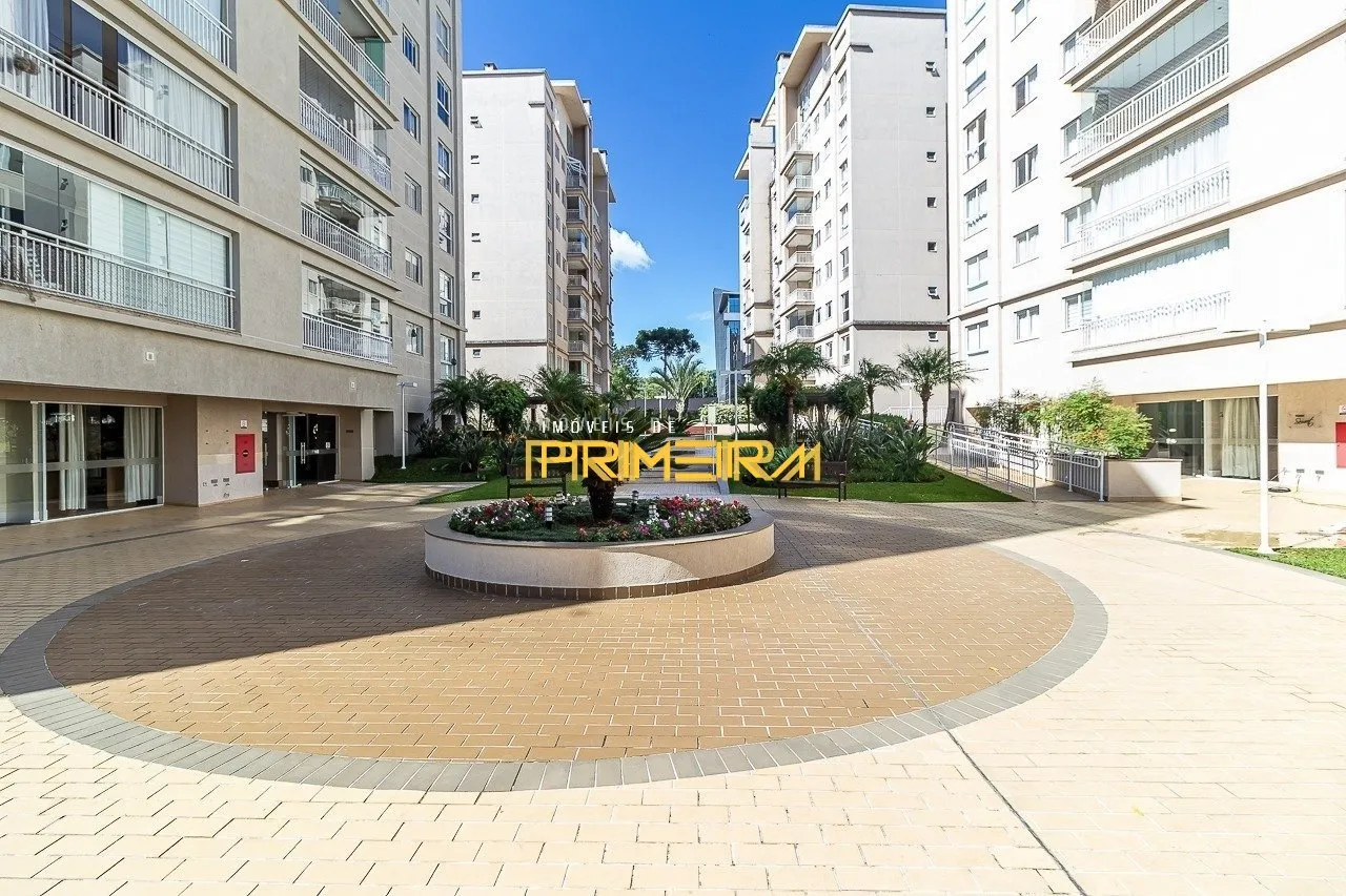 Condomínio Boulevard Iguaçu em Água Verde, Curitiba, foto 1