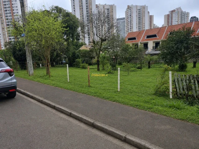 Área à venda no Campo Comprido em Campo Comprido, Curitiba
