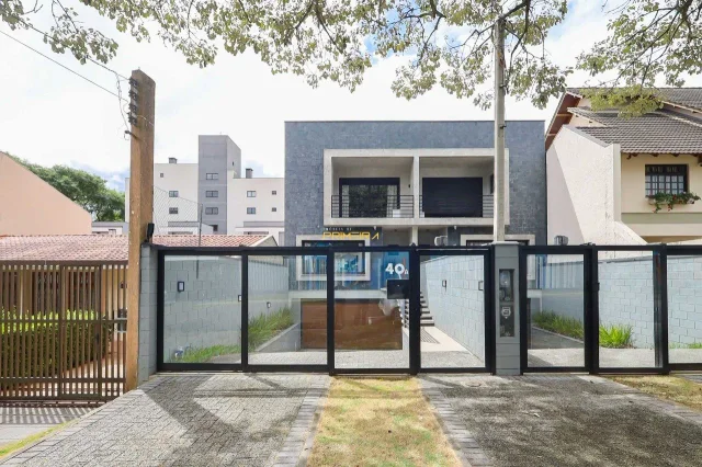 Casa à venda no Bacacheri em Bacacheri, Curitiba