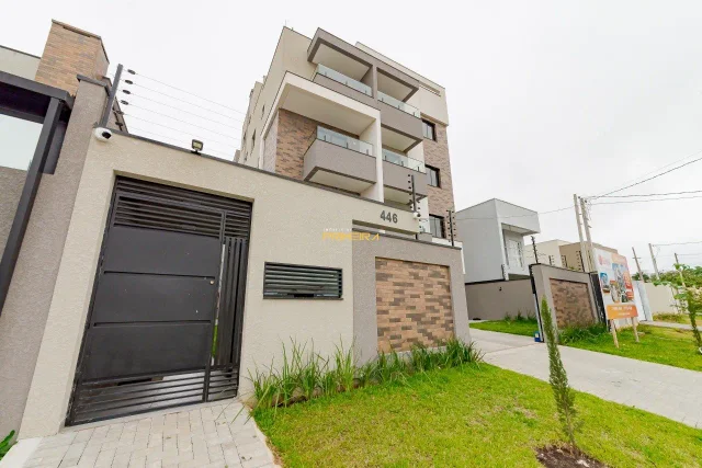 Apartamento no centro de Pinhais com 3 quartos