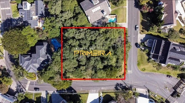 Terreno em condômino fechado de 1.684,50m² em São João, Curitiba