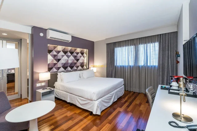 Apartamento mobiliado, investidor - The Five Batel em Centro, Curitiba