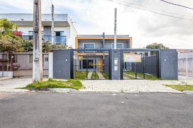 Sobrado 3 quartos, 2 vagas à venda no Pinheirinho em Pinheirinho, Curitiba