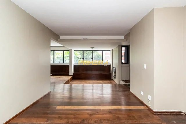 Apartamento para Retrofit 260m² 3 Quatros em Mercês, Curitiba