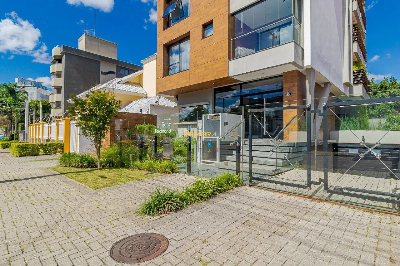 Condomínio Residencial Fraz Ferdinand em Alto da Glória, Curitiba, foto 1