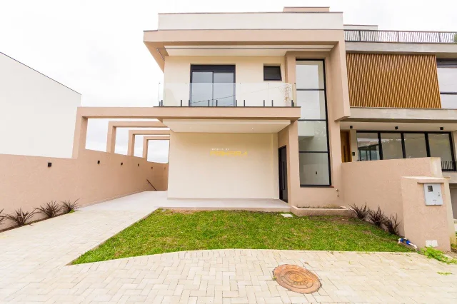 Bonvini - Casa em Condomínio no Santa Cândida em Santa Cândida, Curitiba