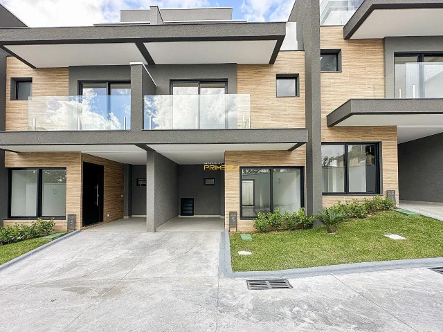 Residencial Riviera - Sobrado em Santa Felicidade em Santa Felicidade, Curitiba