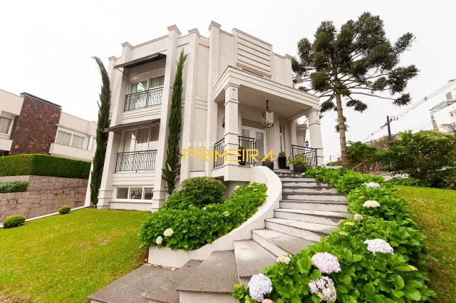 Casa no Condomínio Central Ville Residence em Mercês, Curitiba