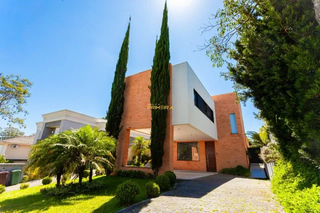 Casa 4 suítes à venda no Alphaville em Pinhais