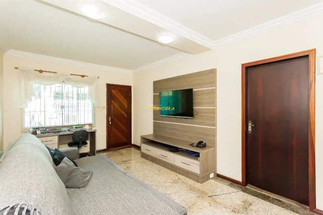 Sobrado no Bairro Alto com 3 quartos