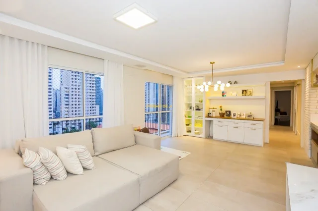 Apartamento de 3 quartos no Batel em Batel, Curitiba