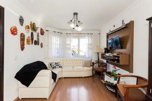 Sobrado com 3 quartos no Xaxim em Xaxim, Curitiba