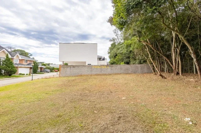 Terreno em Santa Felicidade com 528 m² privativos em Santa Felicidade, Curitiba