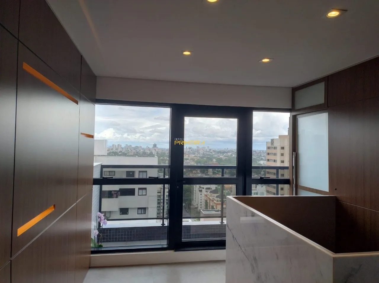 Sala Aérea à venda em Bigorrilho, Curitiba/PR, foto 1