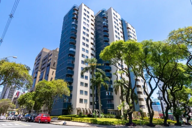 Apartamento 3 quartos, 1 vaga - Água Verde em Água Verde, Curitiba