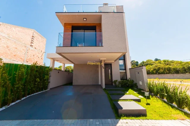 Vivendas do Parque - Casa em construção em Santa Cândida, Curitiba