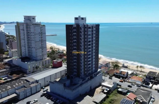 Lindo apartamento a 50 metros do mar -Piçarras SC