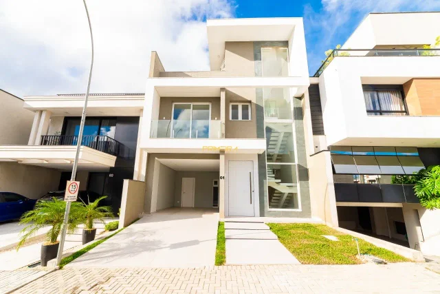 Casa em condomínio fechado no Santa Cândida em Santa Cândida, Curitiba