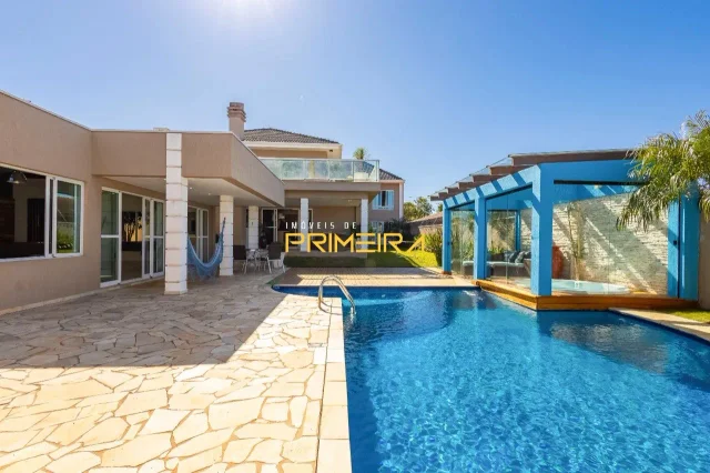 Casa 4 suítes, 7 vagas, 545m² - Santa Felicidade em Santa Felicidade, Curitiba